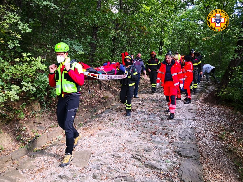DISAVVENTURA AL PARCO DI VILLA GIULIA A TRIESTE: SOCCORSA UN'ANZIANA